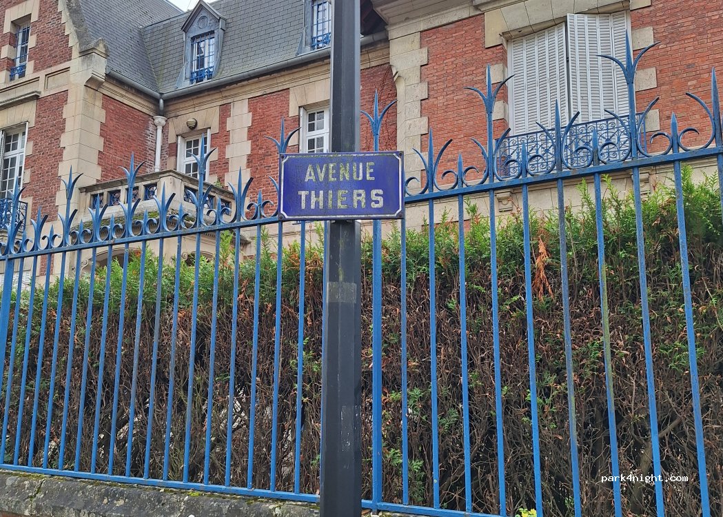 (60200) Compiègne - 8 Avenue Thiers — foto 2