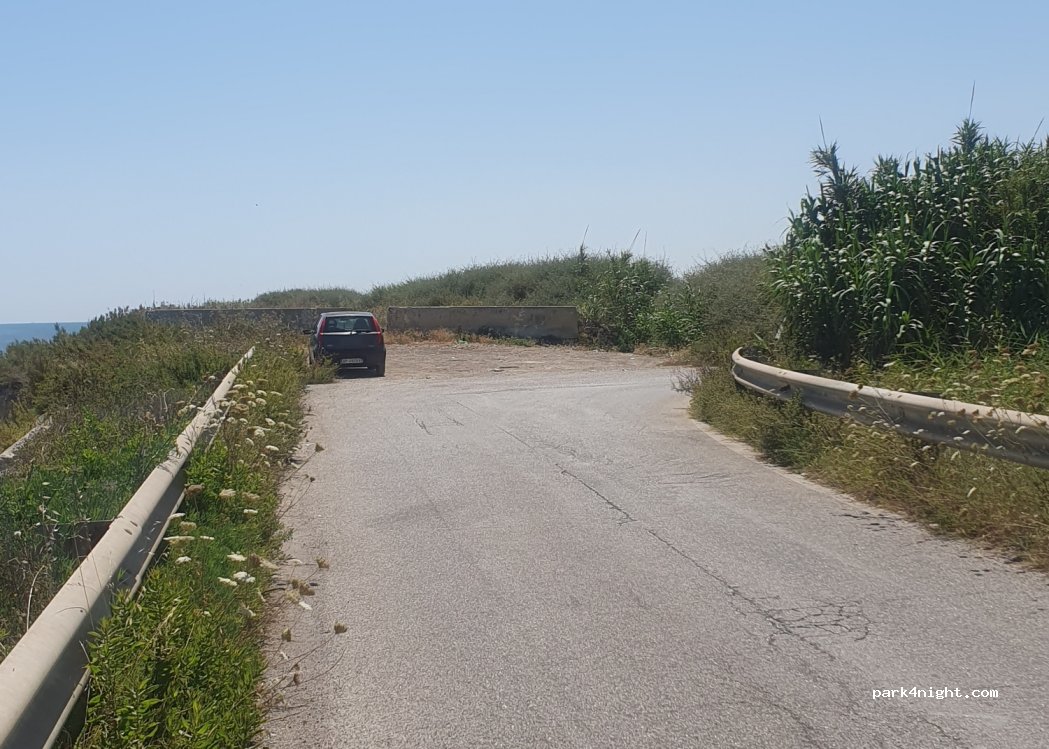 (76121) Barletta - 46 Via dell'Economia — foto 2