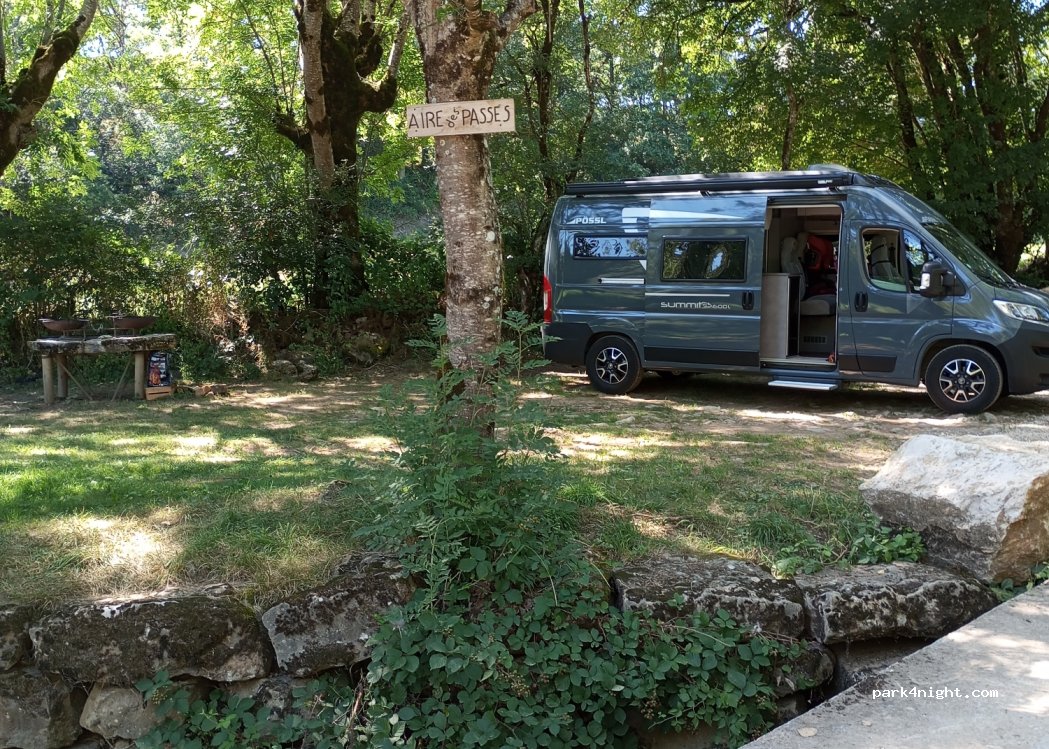 (12310) Gaillac-d'Aveyron - Unnamed Road — foto 3