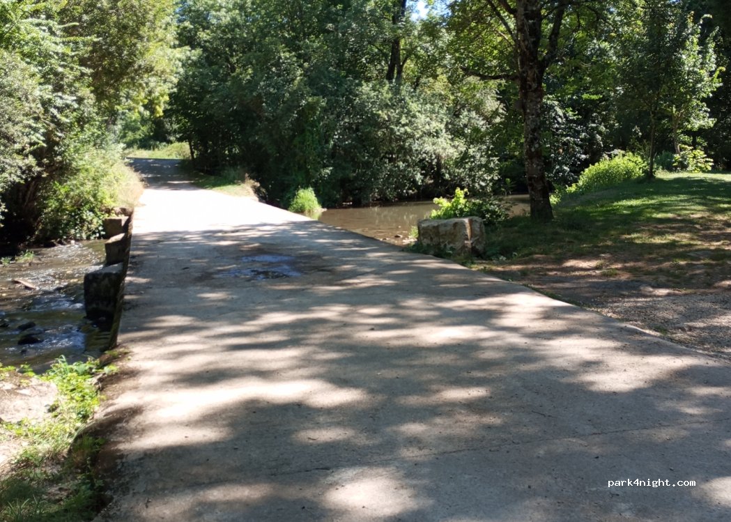 (12310) Gaillac-d'Aveyron - Unnamed Road — foto 4