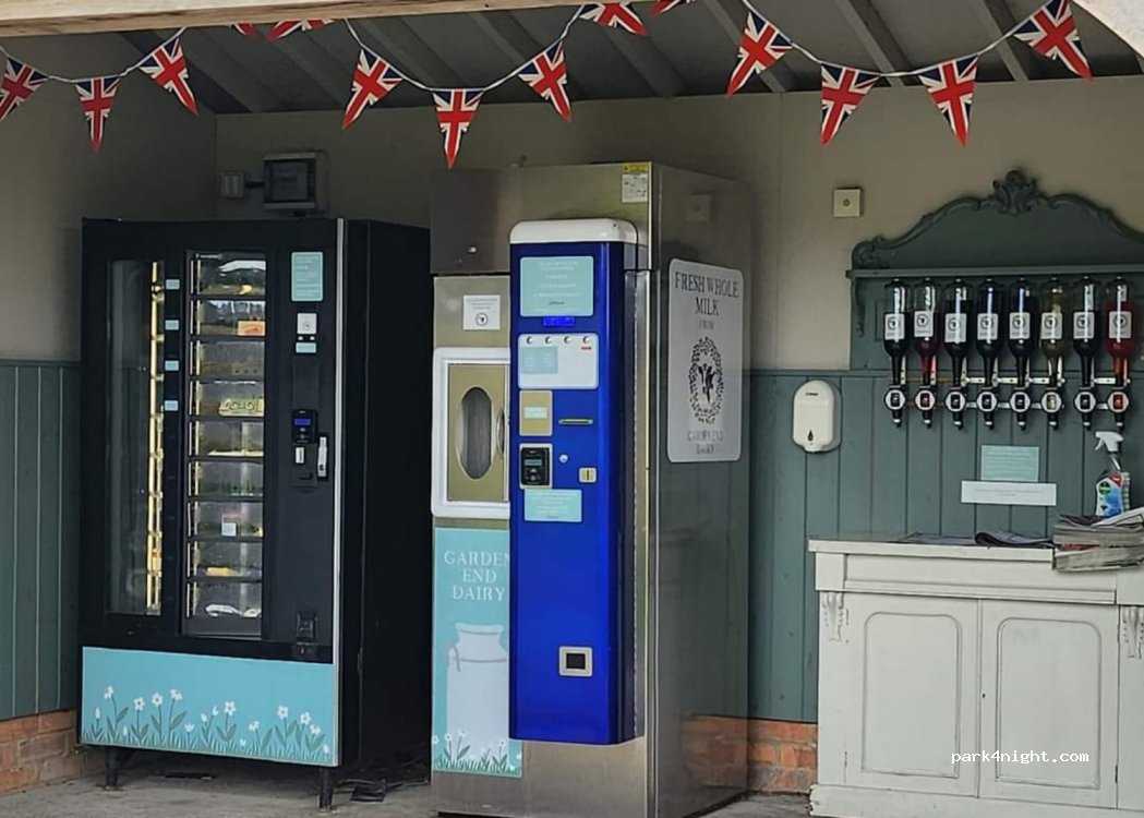 Garden End Farm Dairy, Caravan &Camping — foto