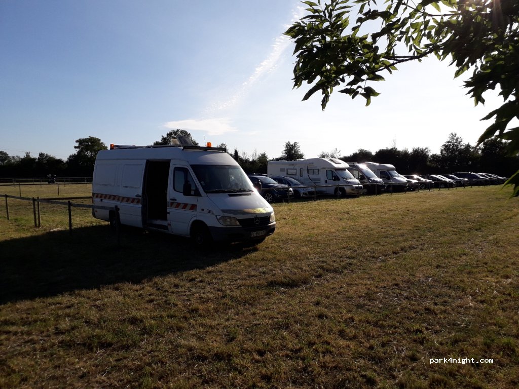 (50300) Vains - 8 Route des Moires — foto 2