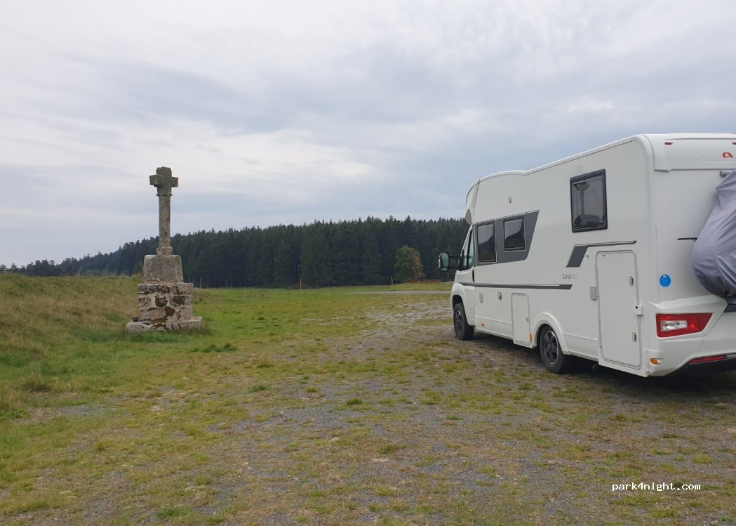 (43420) Saint-Paul-de-Tartas - D500 — foto