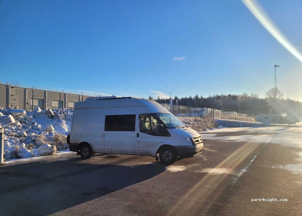 Ställplatser Tumbo Husvagnar — foto 3