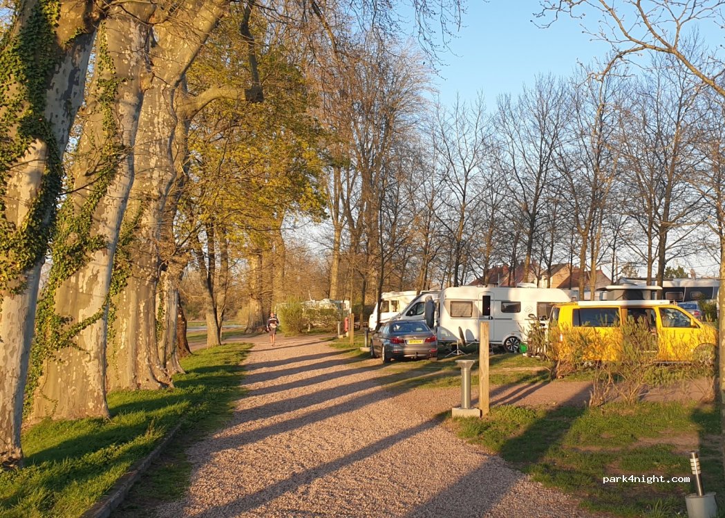 Camping ONLYCAMP de Nevers *** — foto 3