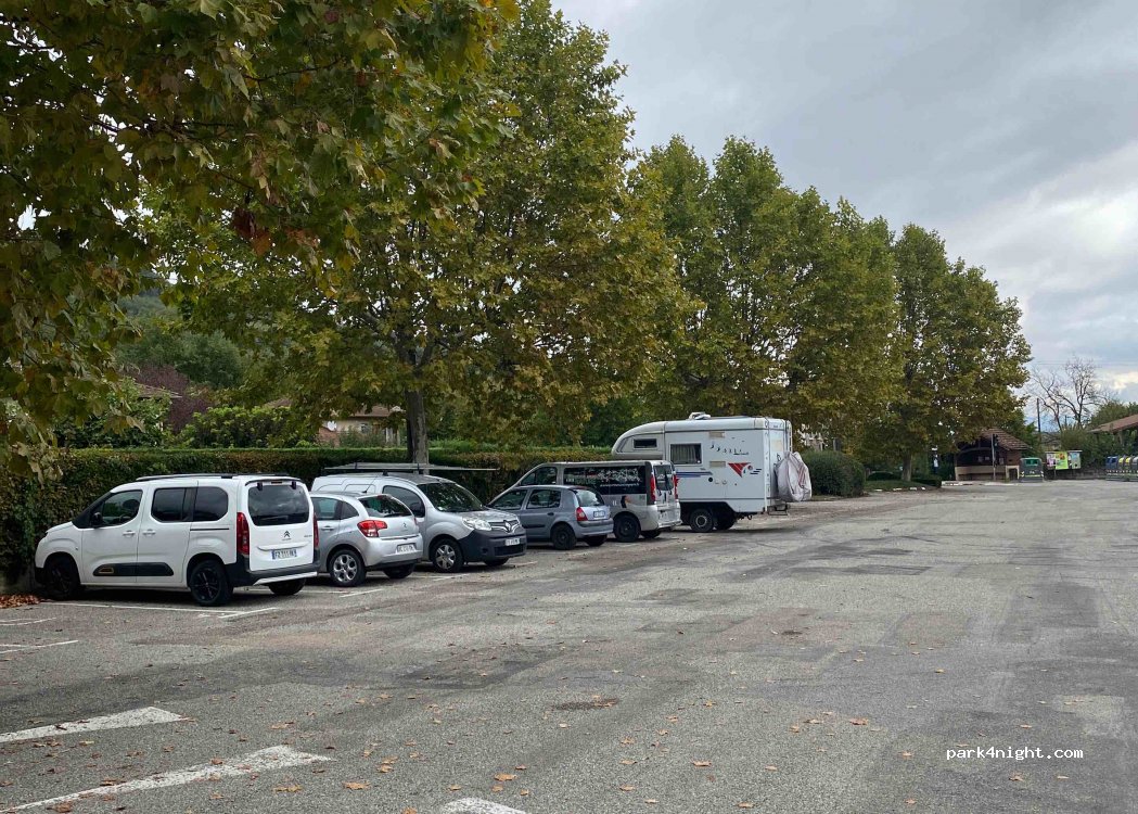 (38660) Sainte-Marie-d'Alloix - 1 Place de la Mairie — foto 2