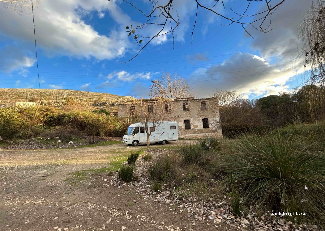 (18313) Riofrío - 6 Fuente la Trucha — foto 2