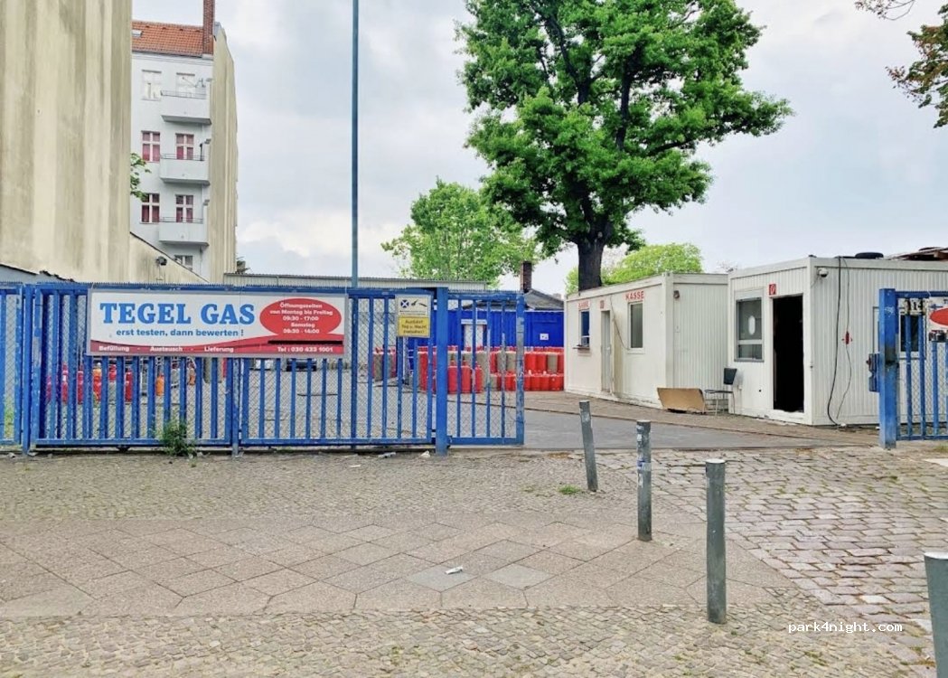 (13359) Berlin - 114 Koloniestraße — foto