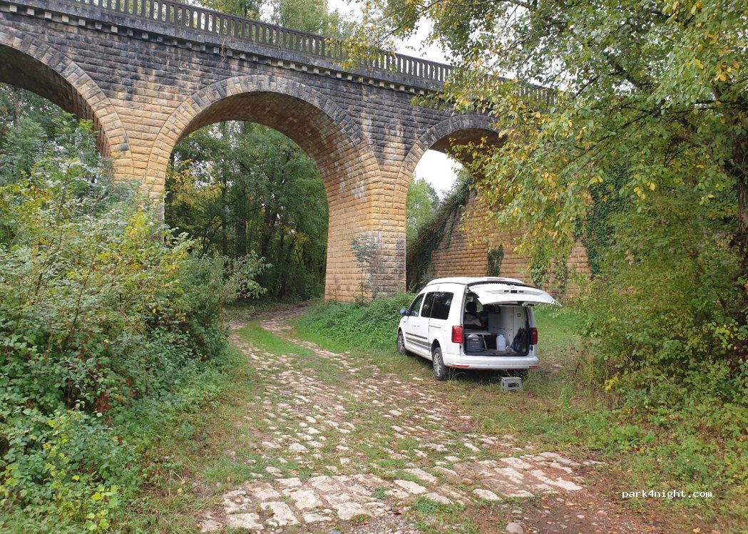 (24510) Trémolat - — foto
