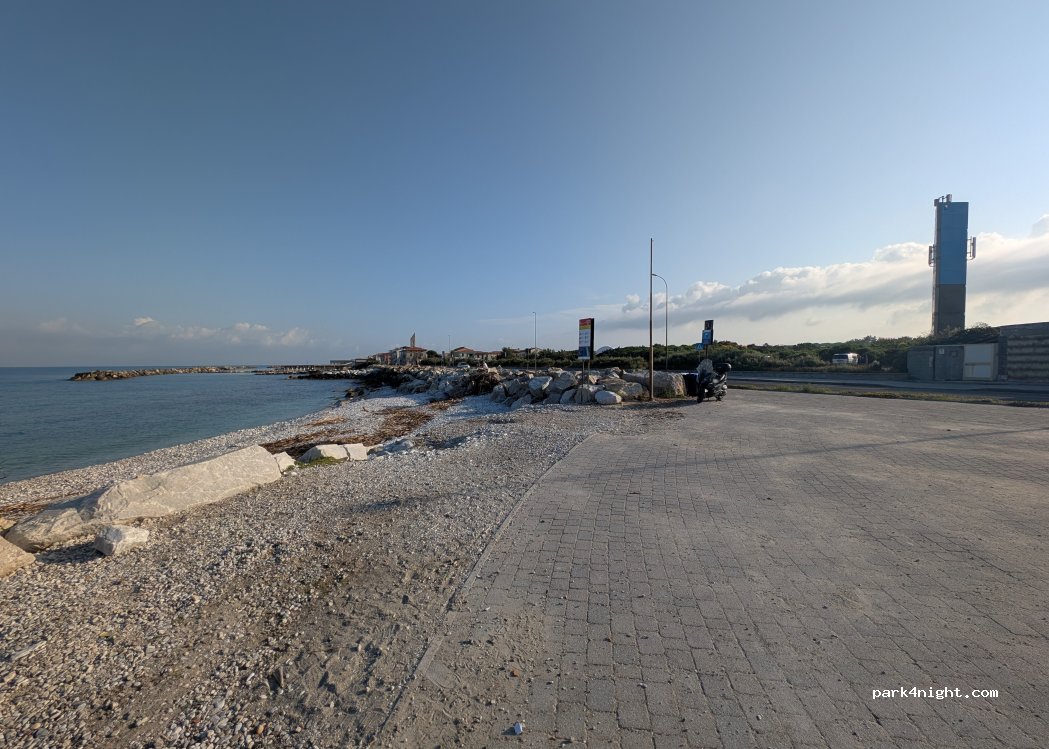 (56128) Marina di Pisa-tirrenia-calambr - 5 Via Litoranea — foto 3