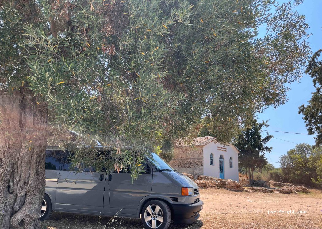 (630 88) Nikiti - Unnamed Road — foto 4