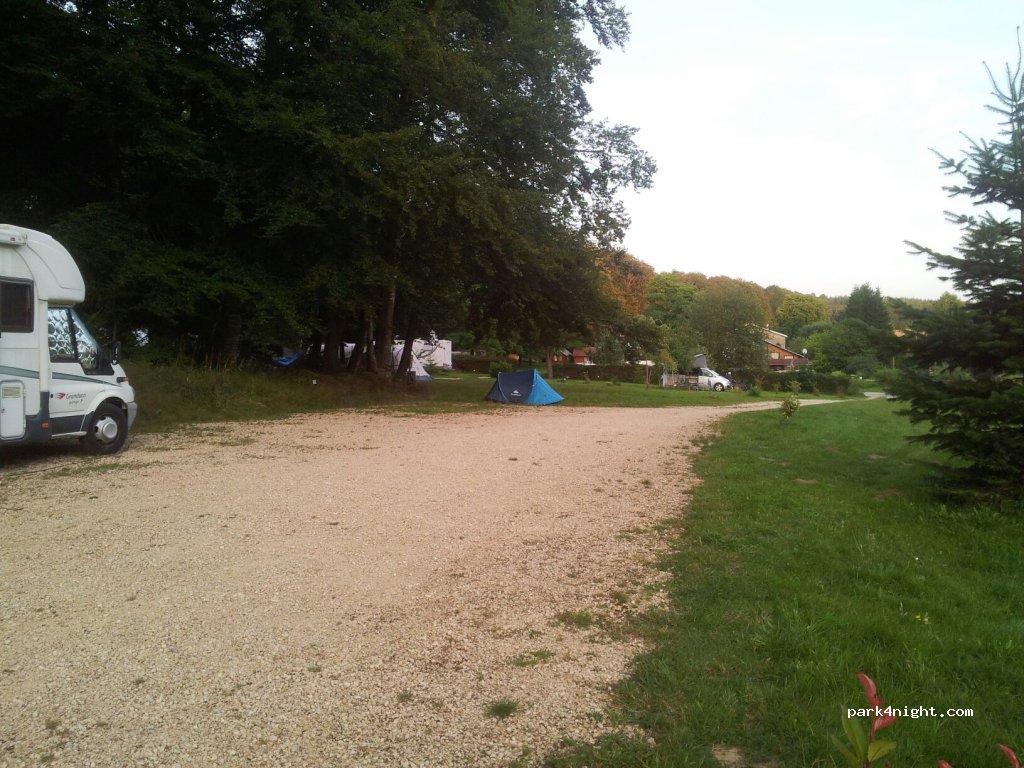 Camping de la Ferme - Aire du Champ Miguet — foto