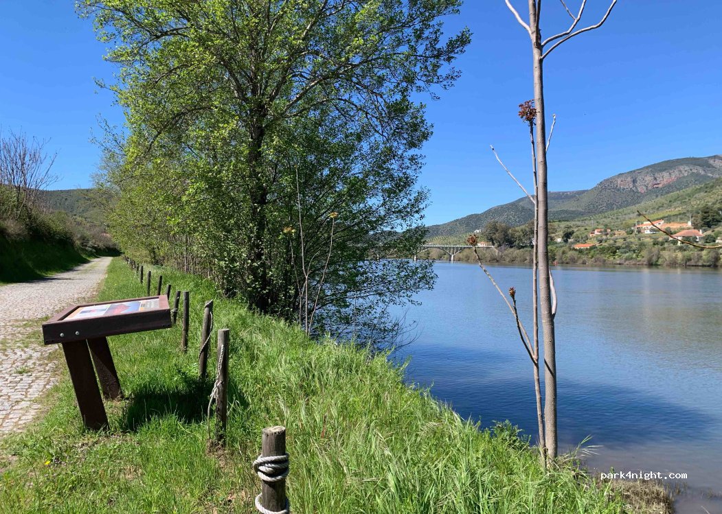 (5150) Almendra - Unnamed Road — foto