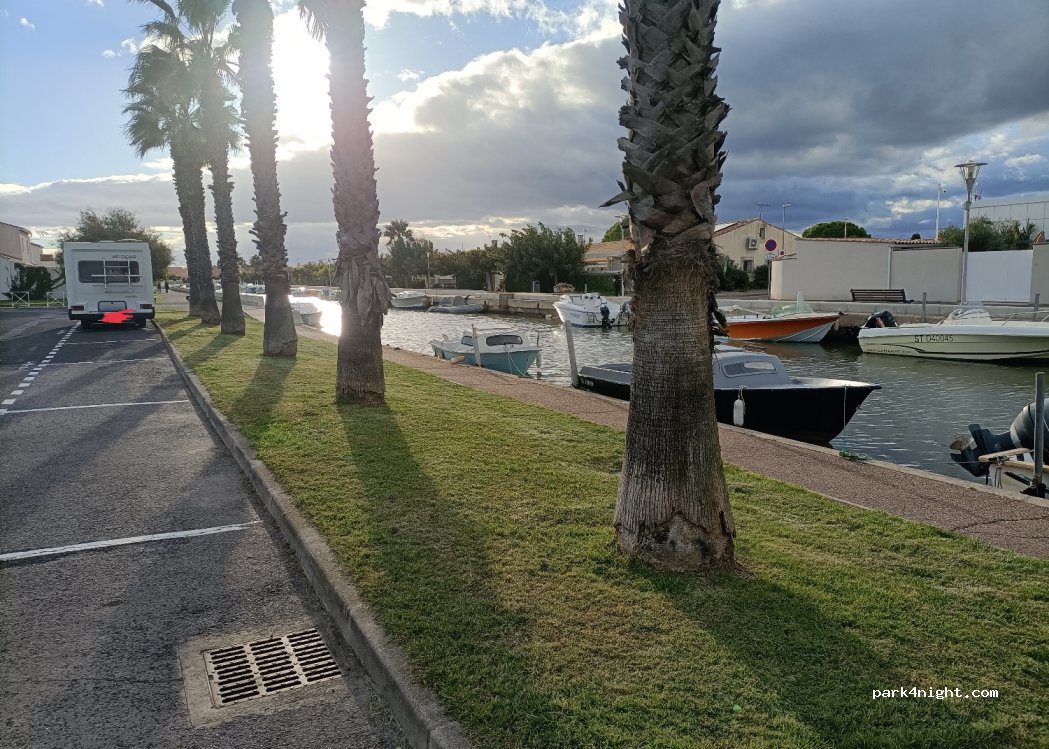 (34250) Palavas-les-Flots - 14 Quai de la Marine — foto