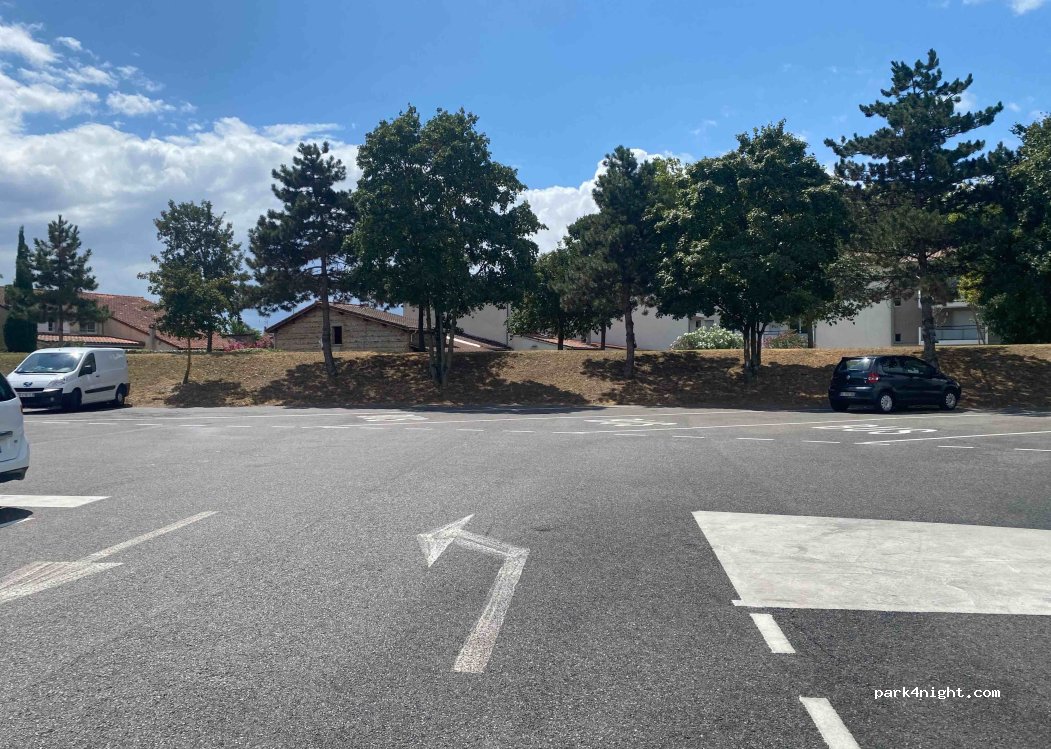 (31770) Colomiers - Unnamed road — foto