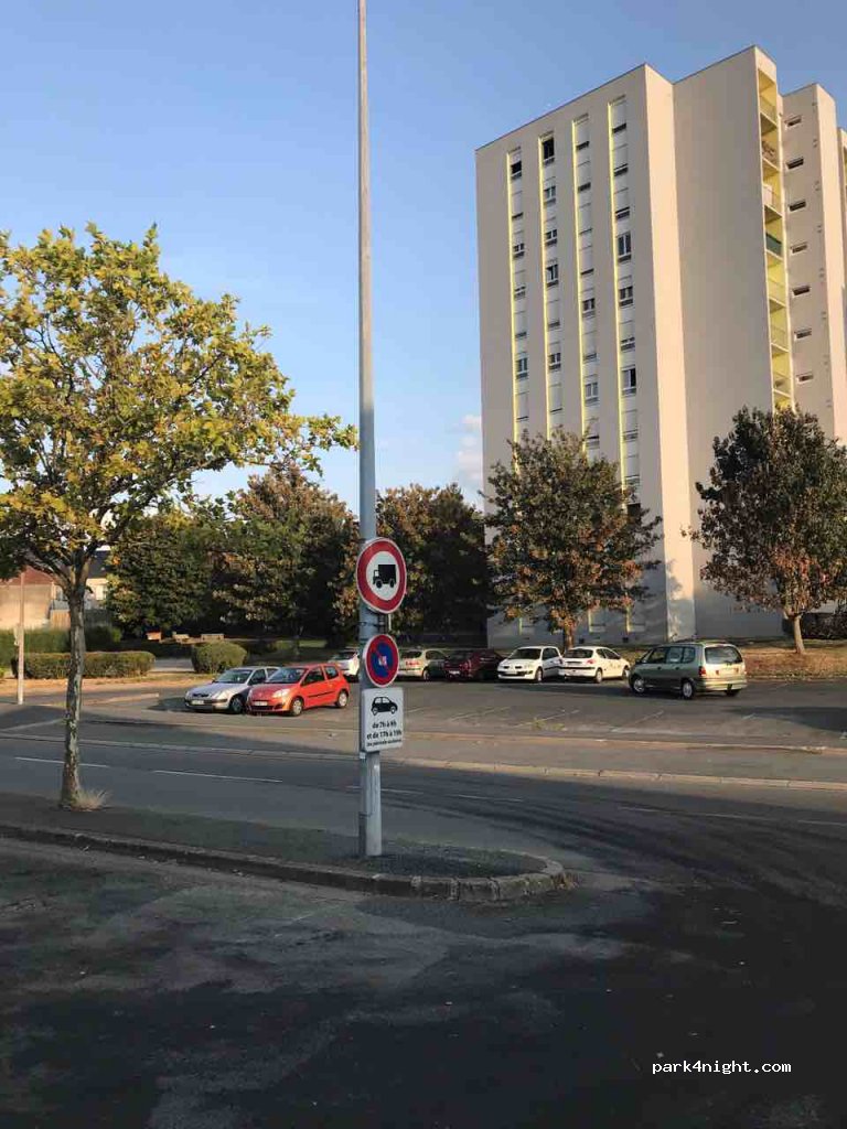 (23000) Guéret - 10 Rue du Docteur Brésard — foto 3