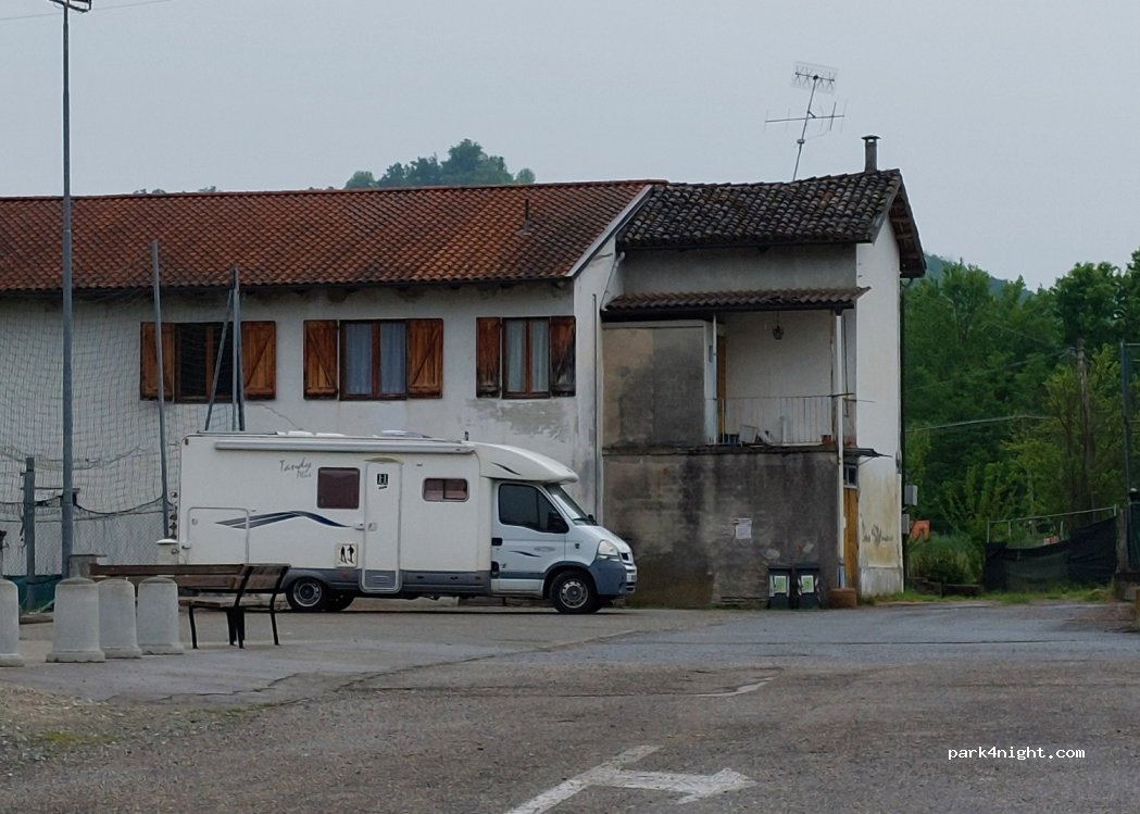 Area camper Casalborgone — foto 3