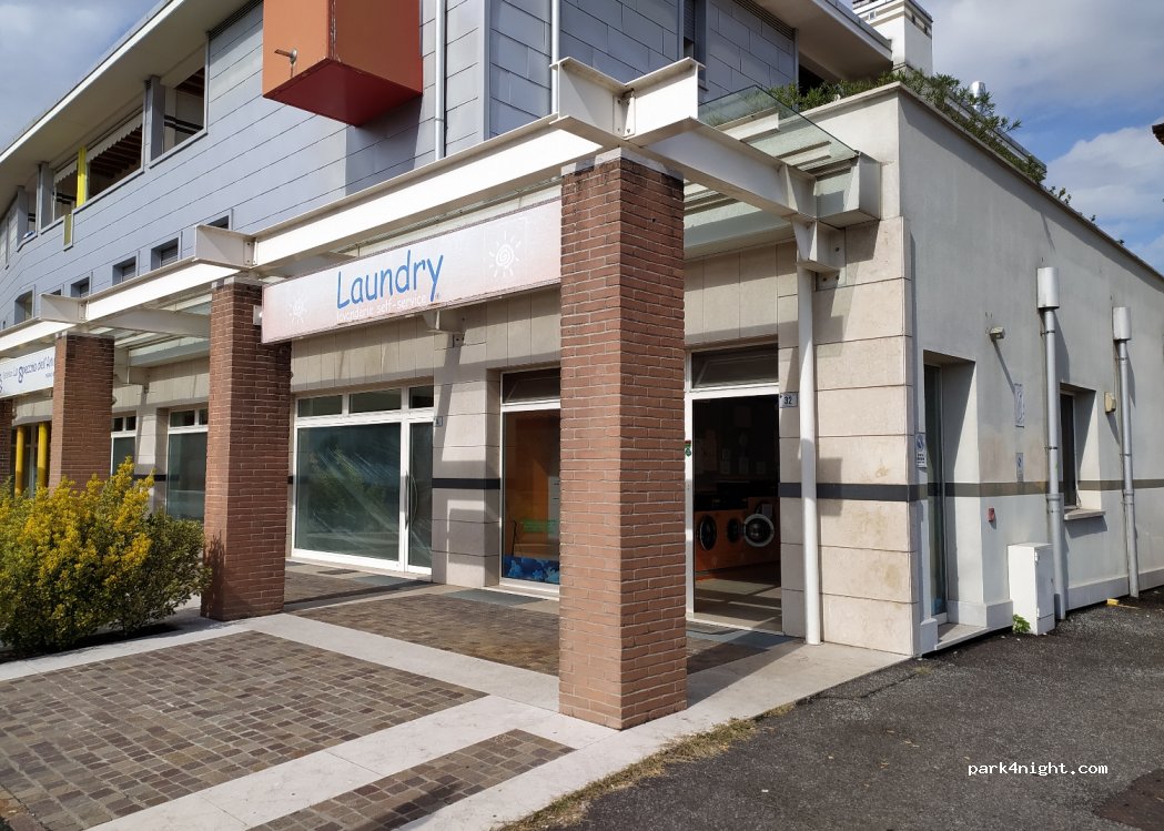 (36075) Montecchio Maggiore-Alte Ceccato - 34 Viale della Vittoria — foto
