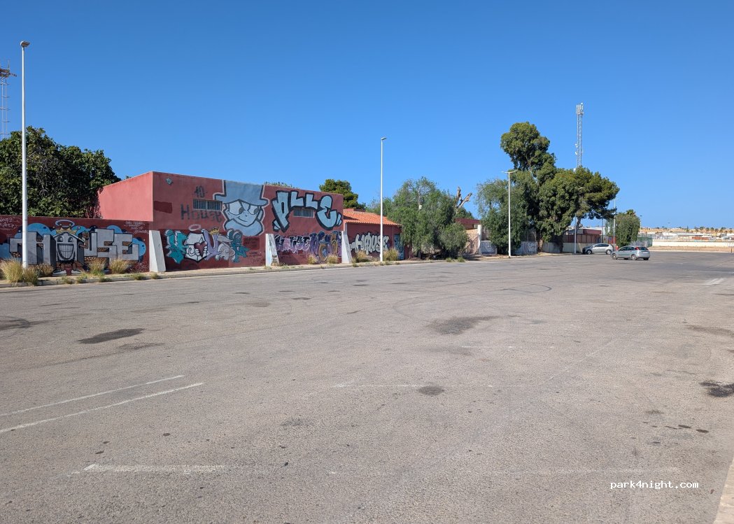 (03183) Torrevieja - 129 Calle Zv 42 — foto 3