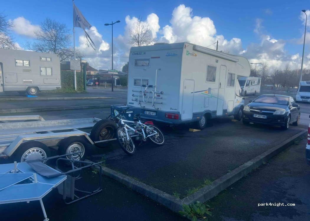 Aire de stationnement et de service du Havre — foto 2