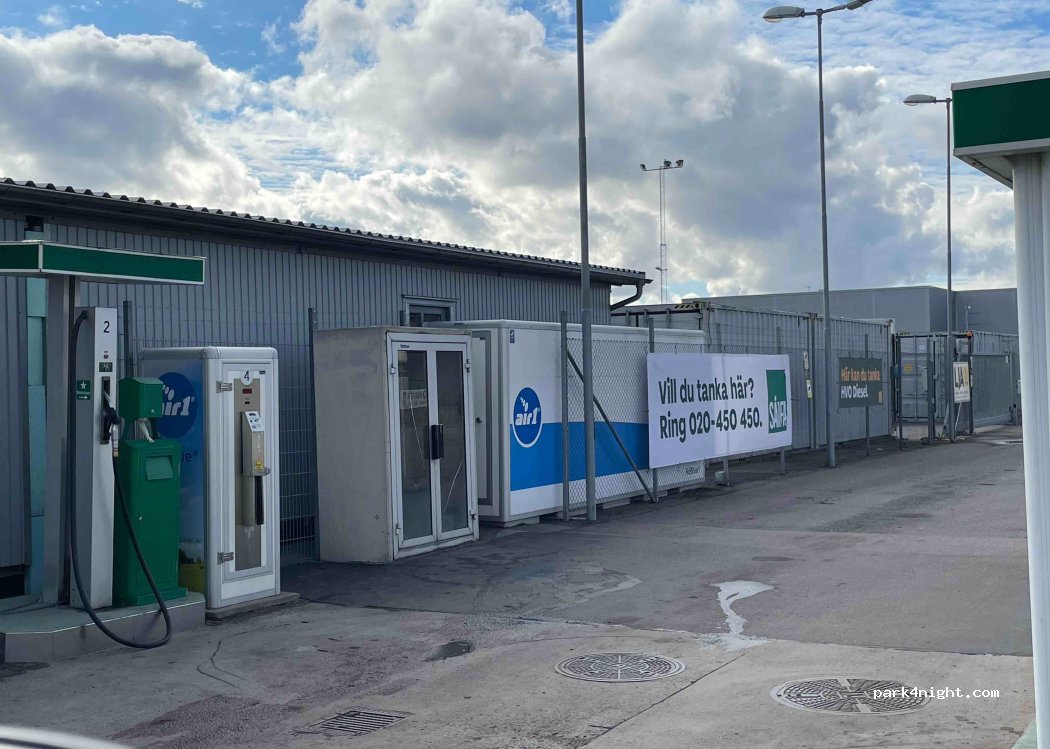 (616 34) Åby - 11 Pjältvägen — foto
