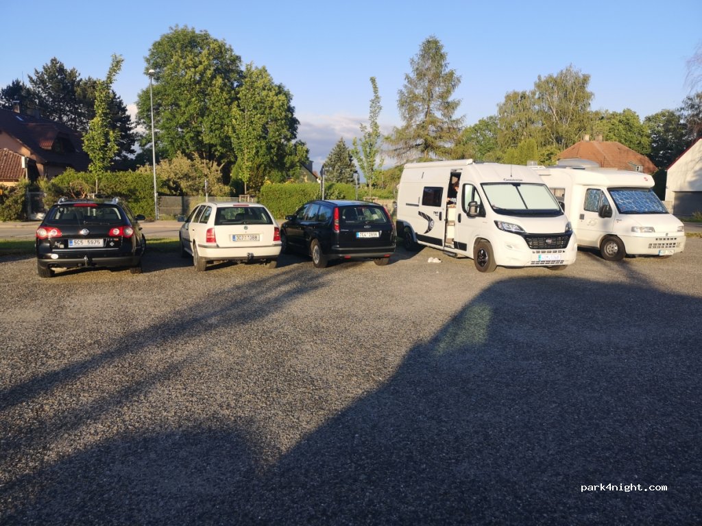 (379 01) Třeboň - Sportovní — foto 2