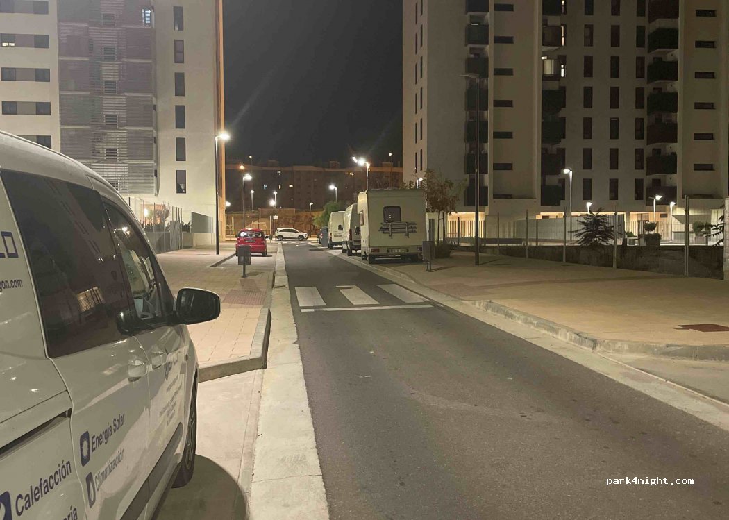 (50014) Zaragoza - Calle de Concepción Contel Barea — foto 2
