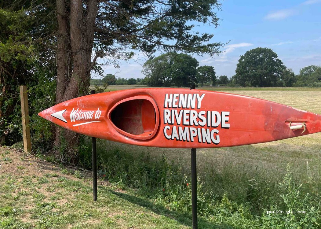 Henny Riverside Camping — foto