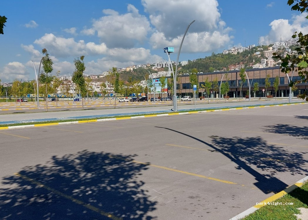 (41100) İzmit - Gunes Cd — foto