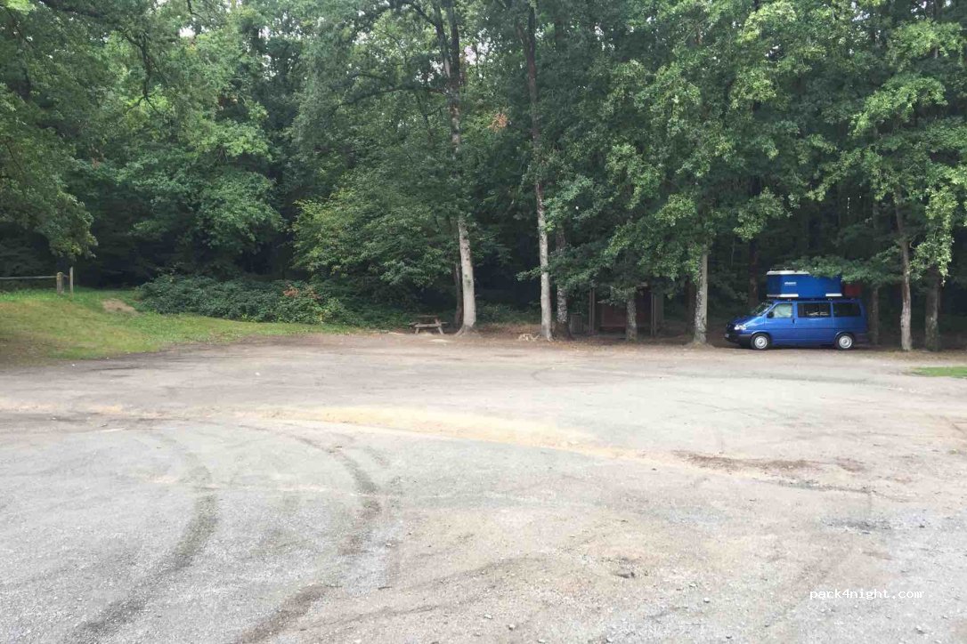 (85290) Saint-Laurent-sur-Sèvre - 21 Rue de la Montforterie — foto 2