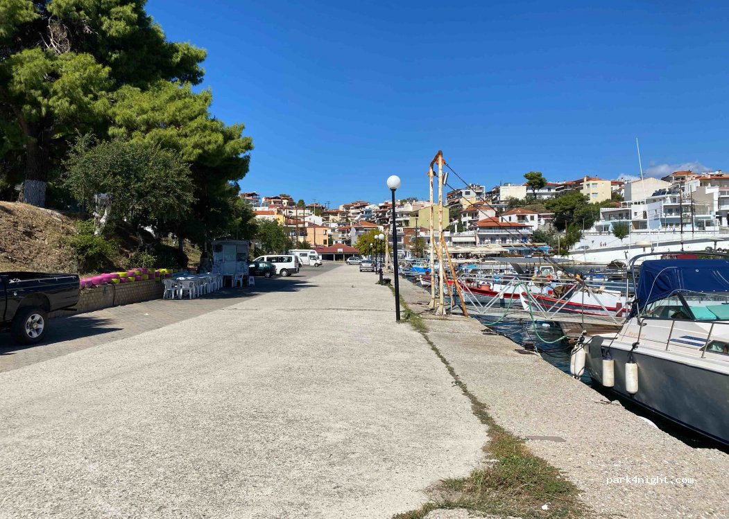 (630 81) Neos Marmaras - 4 Karra — foto