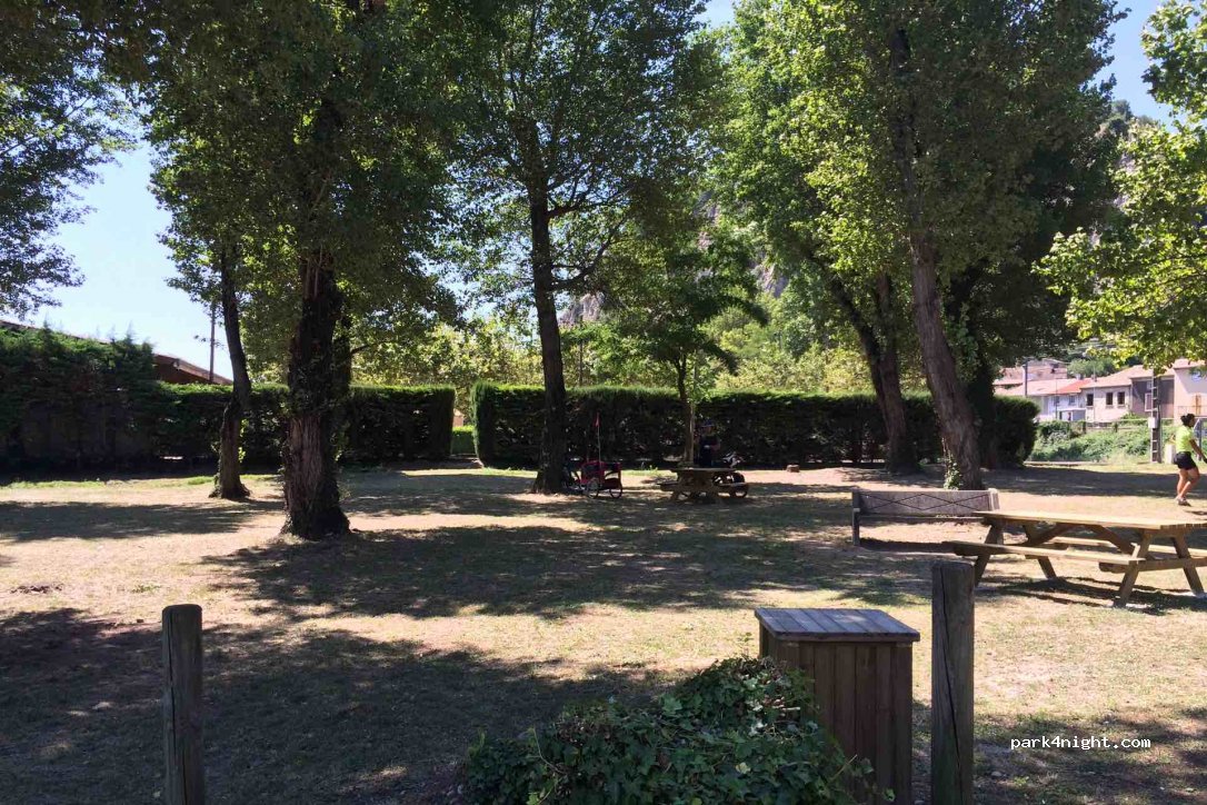 (07130) Soyons - 35 Rue du Stade — foto