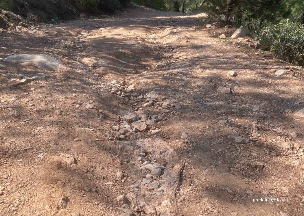 (203 00) Loutraki Agii - — foto 2