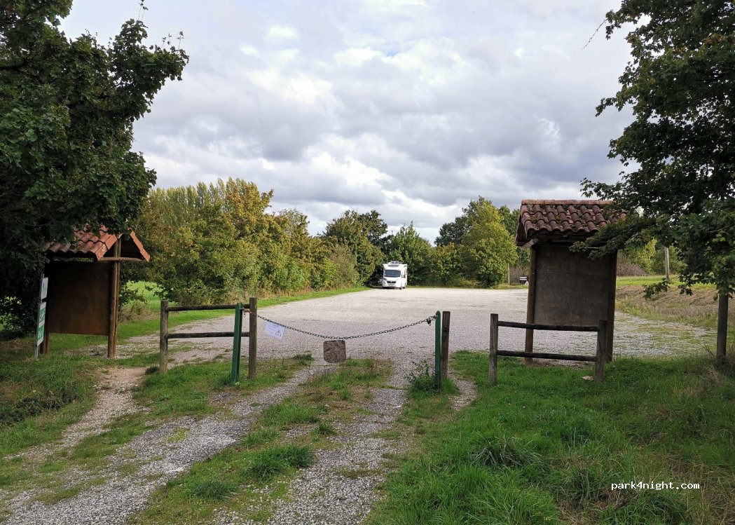 (47120) Soumensac - 80 Roubineau — foto 3