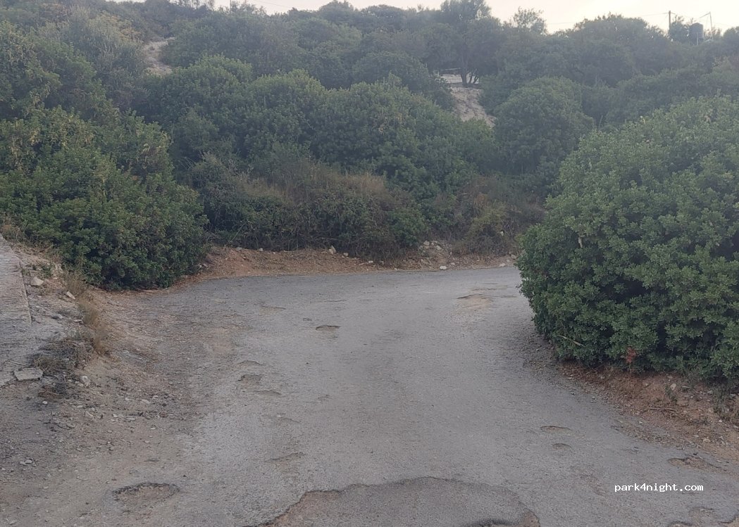 (821 00) Paralia Agias Fotinis - Unnamed Road — foto