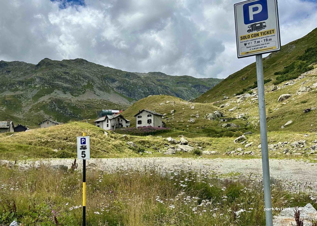 Area di sosta camper Montespluga — foto 5