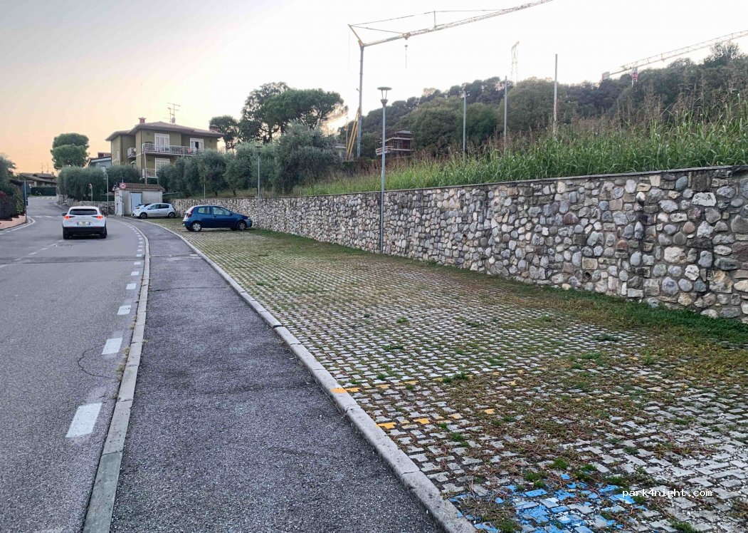 (25017) Barcuzzi - 9 Via Benaco — foto
