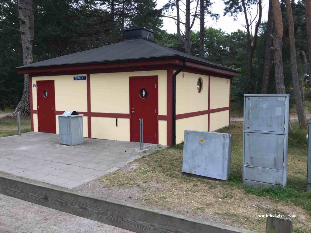 (239 42) Skanör-Falsterbo - 30 Strandbadsvägen — foto 2
