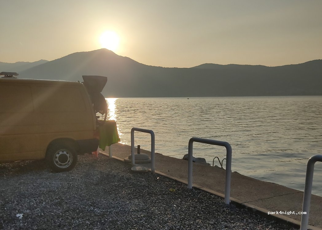 (24060) Predore - 25 Via San Rocco — foto