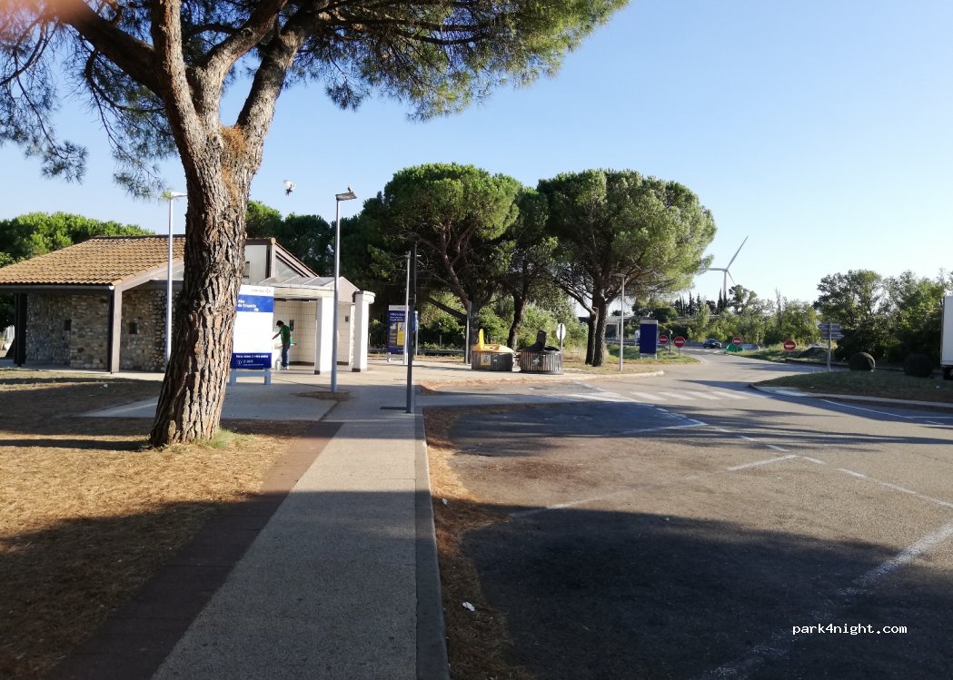 (84500) Saint-Paul-Trois-Châteaux - Lonnes — foto 2