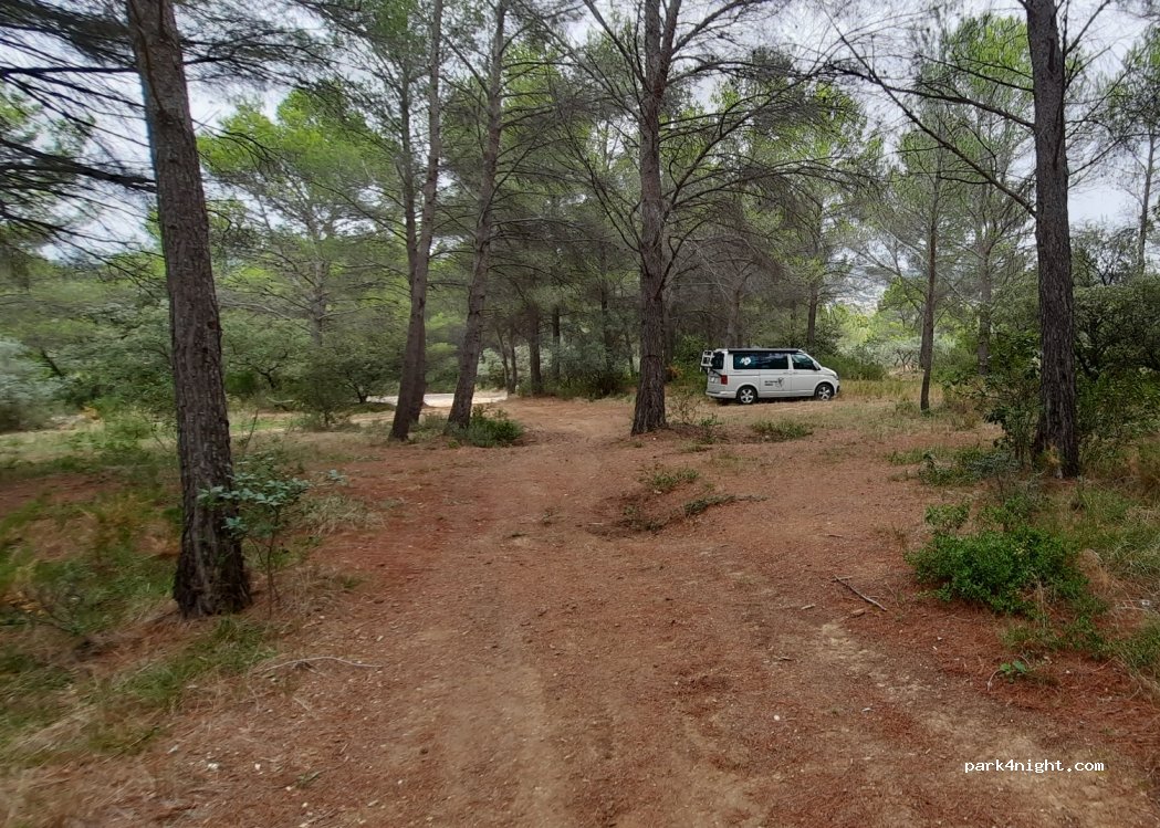 (13880) Velaux - 1650 Chemin de la Joséphine — foto 2