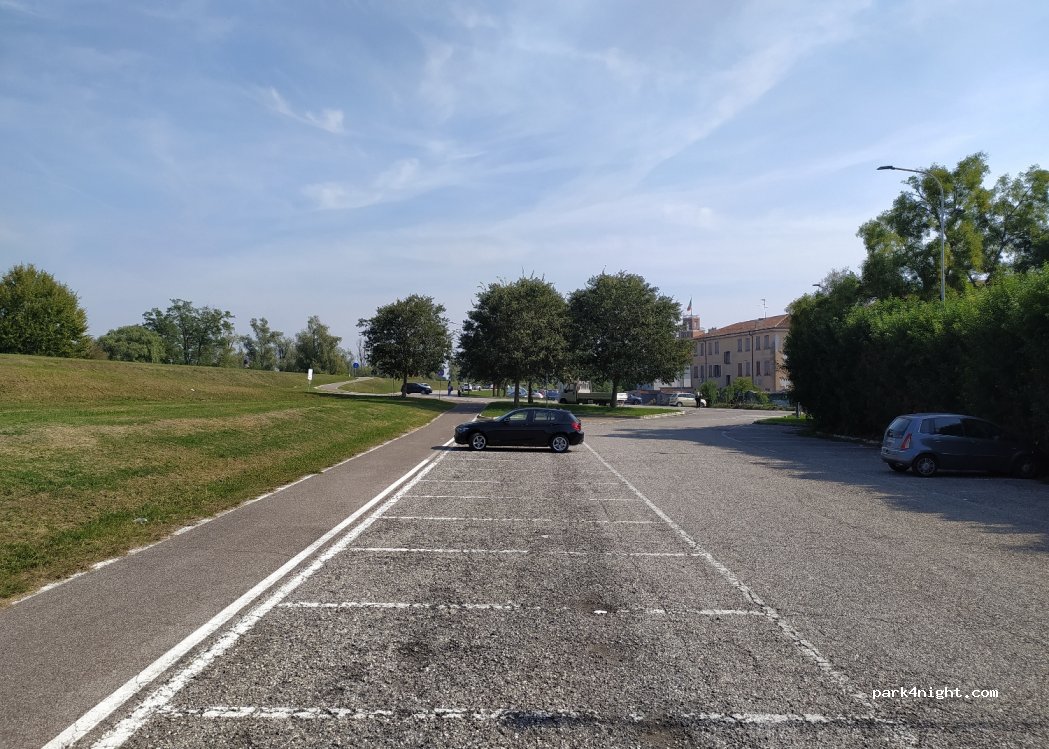 (37045) Legnago - 6 Via XXIV Maggio — foto