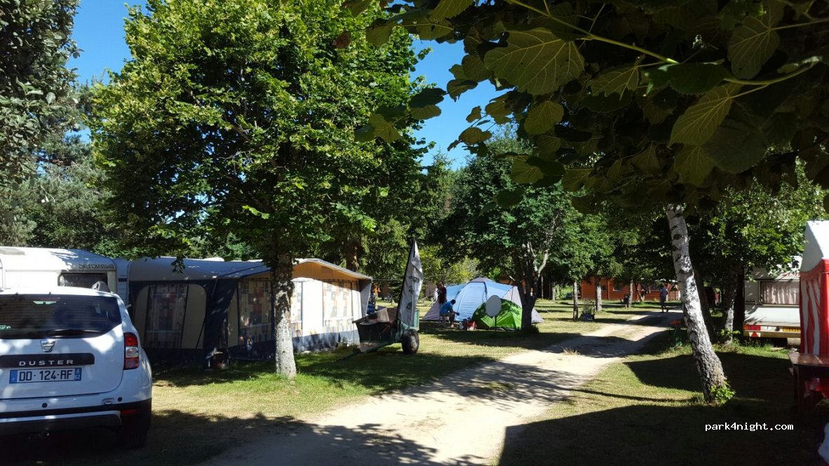 Camping Plaine De La Loire — foto