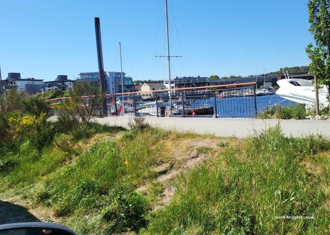 Buen Bobilparkering — foto 4