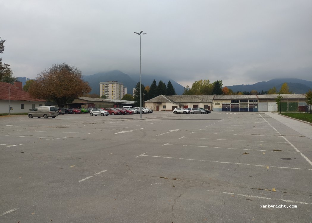 (4220) Škofja Loka - 1 Partizanska cesta — foto
