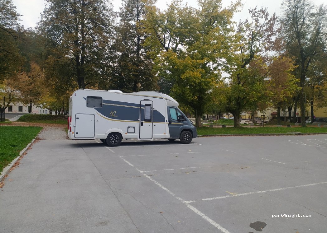 (4220) Škofja Loka - 1 Partizanska cesta — foto 2