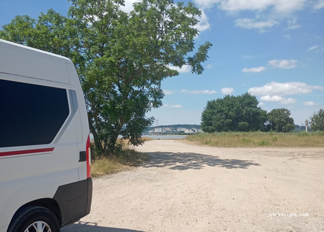 (76170) Lillebonne - Rte Industrielle et Portuaire de  Radicatel — foto 4