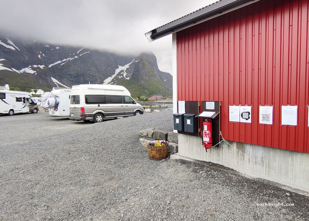 (8390) Reine - Unnamed Road — foto 3