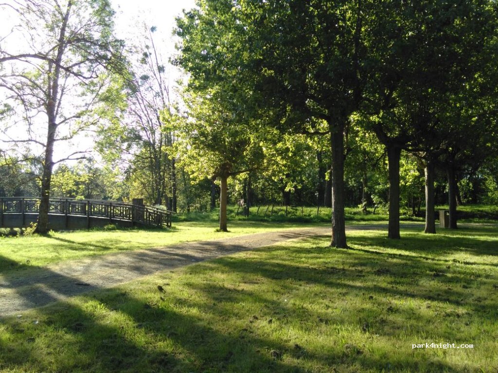 Aire naturelle de camping — foto