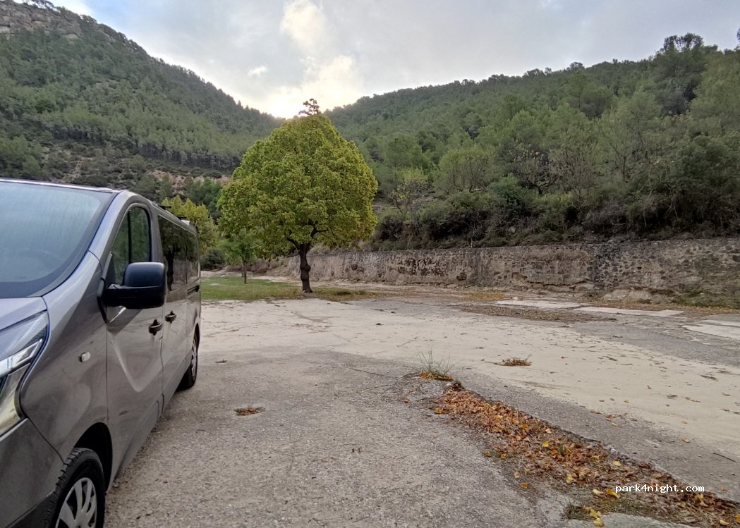(46177) Tuéjar - Unnamed Road — foto 2